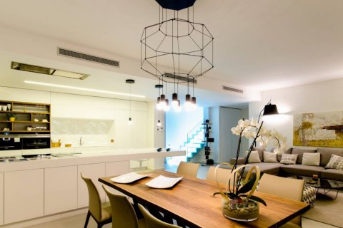 Villa for sale in Orihuela, Alicante, Spain 4 bedrooms, 322 sq.m. No. 175580 - photo 7