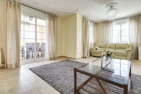 Villa for sale in Cambrils, Tarragona, Spain 5 bedrooms, 310 sq.m. No. 180622 - photo 7