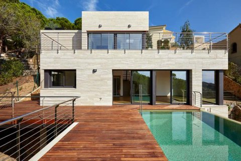 Villa zum Verkauf in Lloret de Mar, Girona, Spanien 4 Schlafzimmer, 331 m2 Nr. 180624 - Foto 1