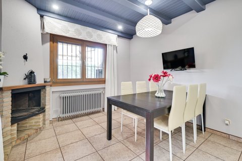 Villa for sale in Lloret de Mar, Girona, Spain 6 bedrooms, 490 sq.m. No. 180625 - photo 10