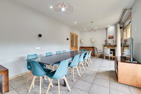 Villa for sale in Lloret de Mar, Girona, Spain 6 bedrooms, 490 sq.m. No. 180625 - photo 7