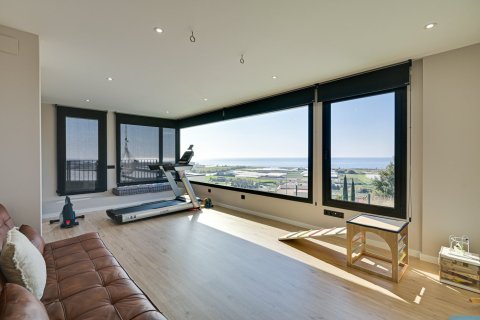Villa for sale in Santa Susanna, Barcelona, Spain 6 bedrooms, 445 sq.m. No. 180623 - photo 22