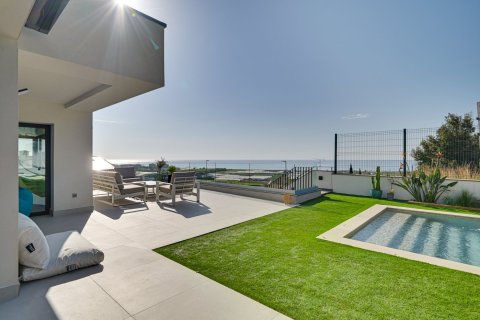 Villa for sale in Santa Susanna, Barcelona, Spain 6 bedrooms, 445 sq.m. No. 180623 - photo 12