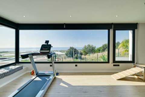 Villa for sale in Santa Susanna, Barcelona, Spain 6 bedrooms, 445 sq.m. No. 180623 - photo 16