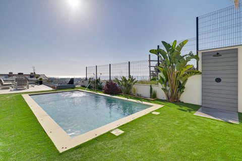 Villa for sale in Santa Susanna, Barcelona, Spain 6 bedrooms, 445 sq.m. No. 180623 - photo 9