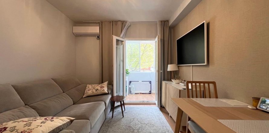 Apartment Madrid, Spain 2 bedrooms, 60 sq.m. No. 109488