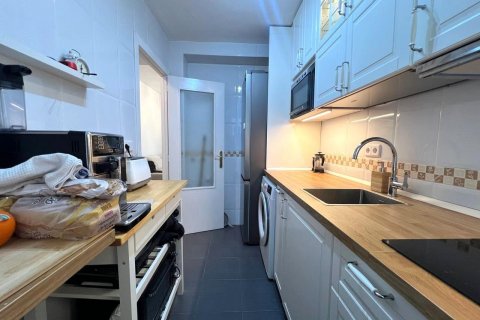 Apartment for sale Madrid, Spain 2 bedrooms, 60 sq.m. No. 109488 - photo 18