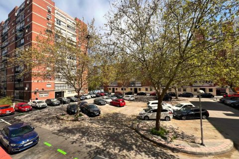 Apartment for sale Madrid, Spain 2 bedrooms, 60 sq.m. No. 109488 - photo 6