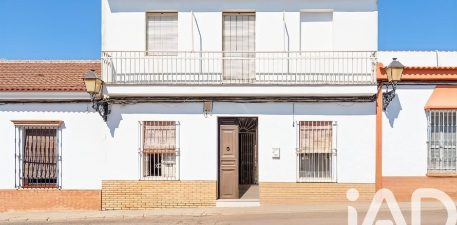 Villa in Almonte, Huelva, Spain 3 bedrooms, 177 sq.m. No. 152491