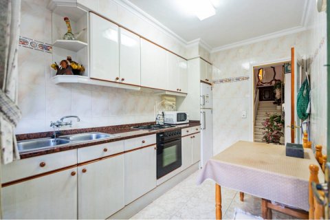 Townhouse à vendre à Es Castell, Menorca, Espagne, 4 chambres, 173 m2 No. 142664 - photo 6