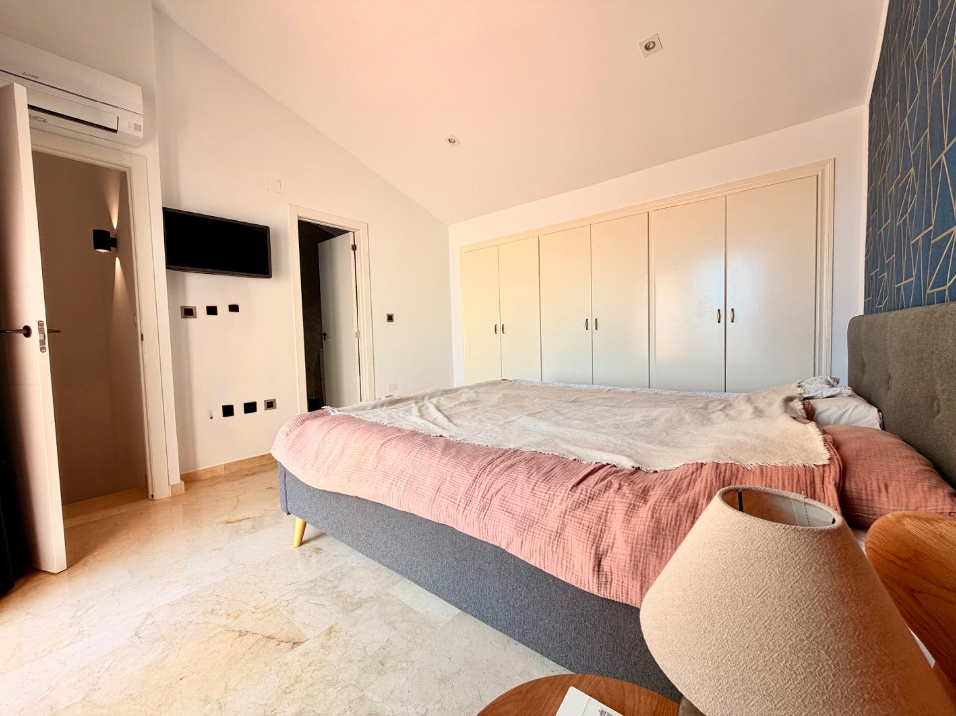 Apartment in Alicante, Spain 3 bedrooms, 97 sq.m. No. 193192