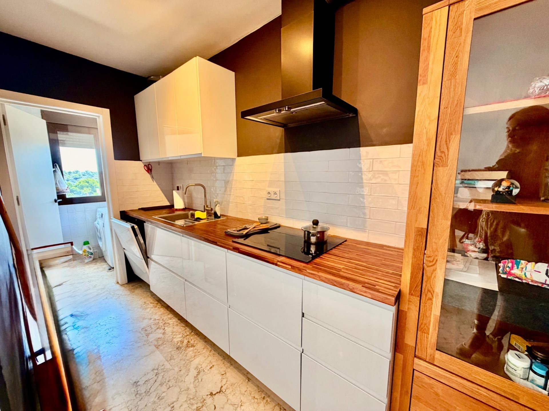 Apartment in Alicante, Spain 3 bedrooms, 97 sq.m. No. 193192