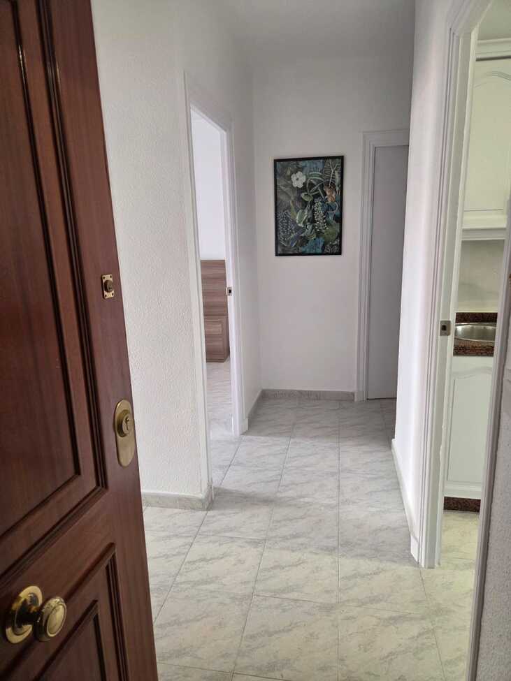 Apartamento en Torrevieja, Alicante, España 3 dormitorios, 95 m2 No. 193191