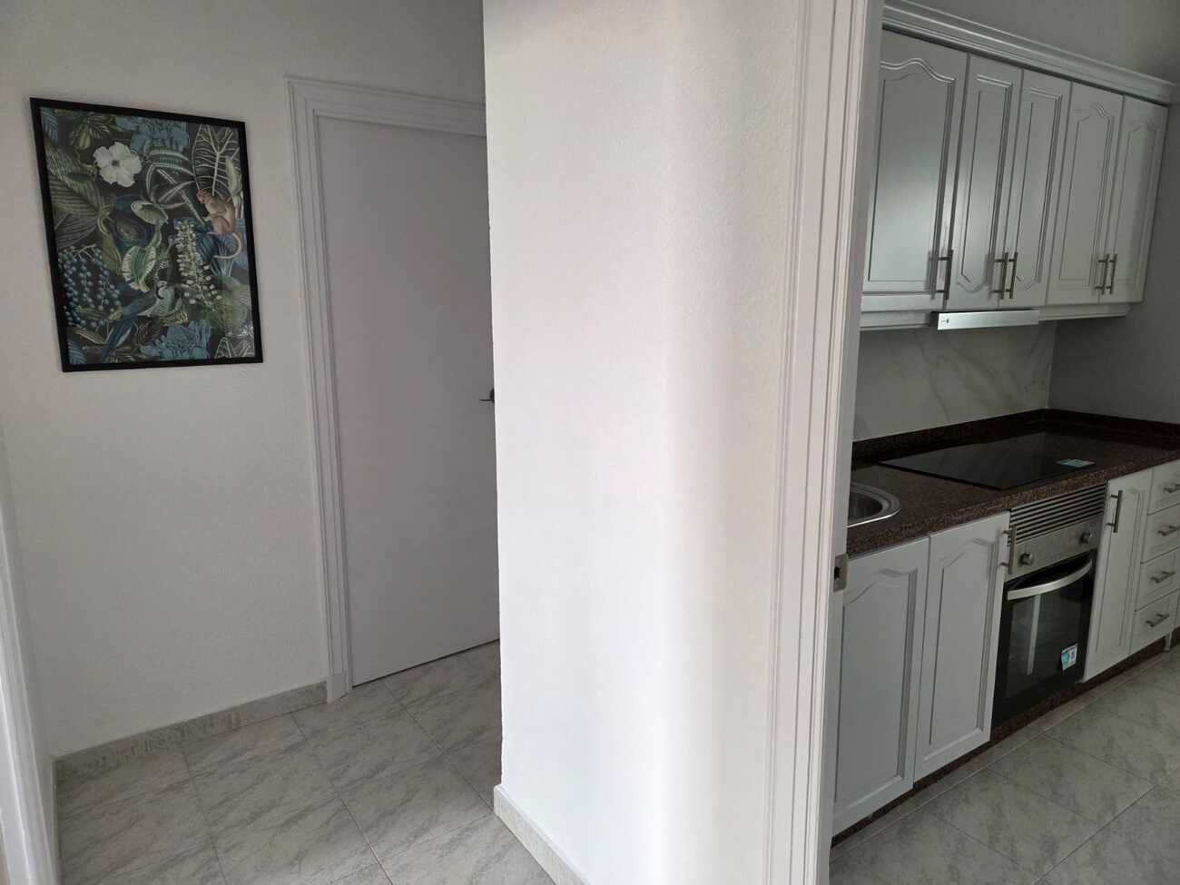 Apartamento en Torrevieja, Alicante, España 3 dormitorios, 95 m2 No. 193191