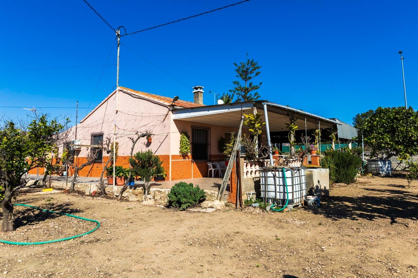 Māja Santa Pola, Alicante, Spānijā 4 istabas, 258 m2 Nr. 155503