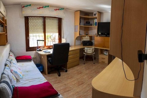 Talo myytävänä Santa Pola, Alicante, Espanja, 4 makuuhuonetta, 258 m2 No. 155503 - kuva 3