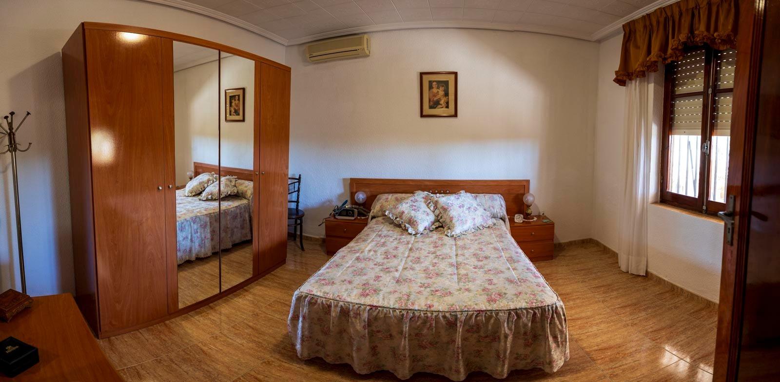 Māja Santa Pola, Alicante, Spānijā 4 istabas, 258 m2 Nr. 155503