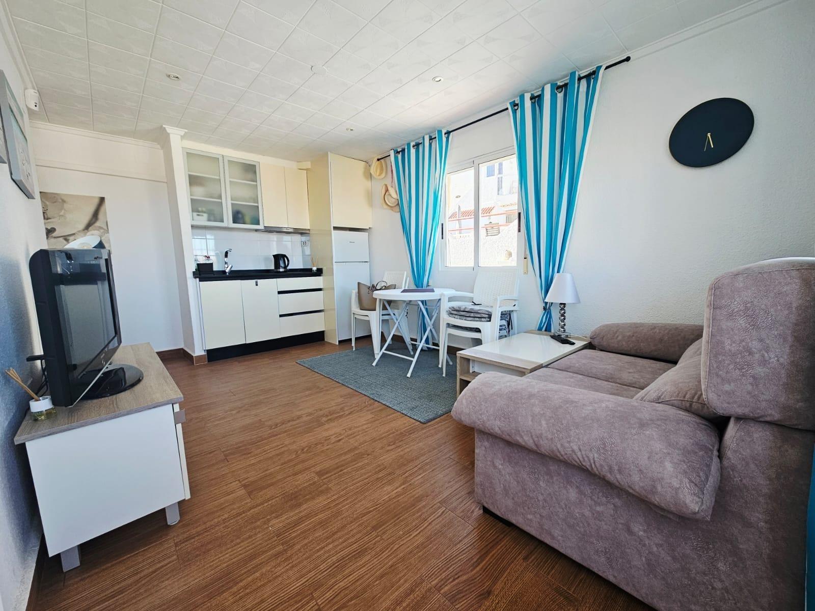 Duplex a Cabo Cervera-Playa la Mata, Alicante, Spagna 3 camere da letto, 65 mq. N° 155504