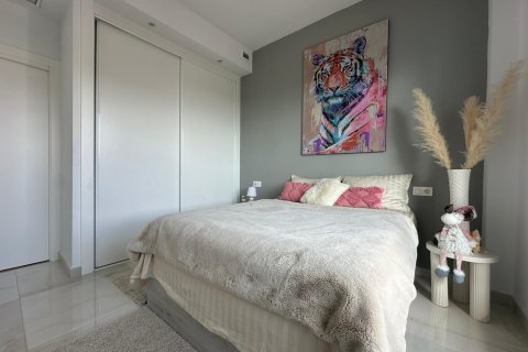 Villa till salu i Torrevieja, Alicante, Spanien 4 sovrum, 196 kvm. Nr. 155502 - foto 13