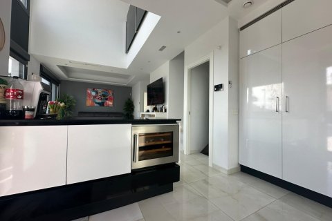 Villa till salu i Torrevieja, Alicante, Spanien 4 sovrum, 196 kvm. Nr. 155502 - foto 11