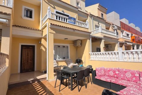 Casa adosada en Dehesa De Campoamor, Alicante, España 3 dormitorios, 140 m2 No. 191794