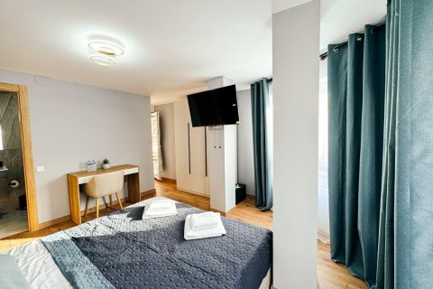 Liikekiinteistö myytävänä Torrevieja, Alicante, Espanja, 12 makuuhuonetta, 347 m2 No. 189000 - kuva 18