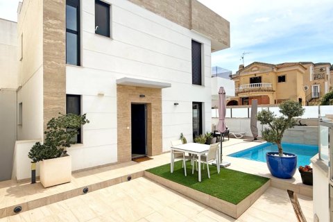 Villa a Alicante, Spagna 3 camere da letto, 190 mq. N° 189001