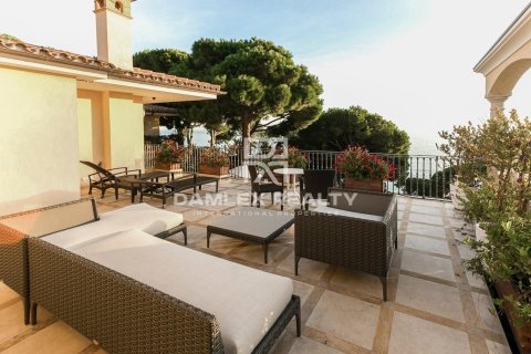 Willa w Tossa de Mar, Girona, Hiszpania 5 sypialni, 562 mkw. nr 176678 – zdjęcie 17