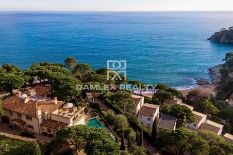 Willa w Tossa de Mar, Girona, Hiszpania 5 sypialni, 562 mkw. nr 176678 – zdjęcie 4