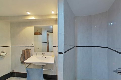 Apartment for sale Valencia, Spain 4 bedrooms, 137 sq.m. No. 133563 - photo 8