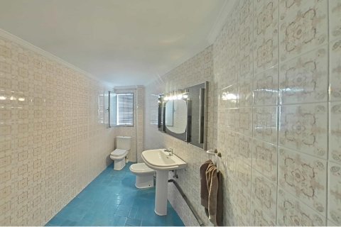 Apartment for sale Valencia, Spain 4 bedrooms, 137 sq.m. No. 133563 - photo 16