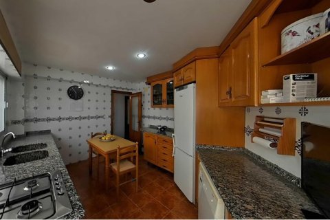 Apartment for sale Valencia, Spain 4 bedrooms, 137 sq.m. No. 133563 - photo 5