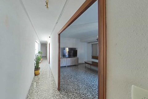 Apartment for sale Valencia, Spain 4 bedrooms, 137 sq.m. No. 133563 - photo 23