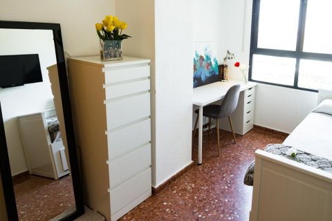 Apartment for sale Valencia, Spain 2 bedrooms, 79 sq.m. No. 133562 - photo 6
