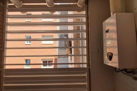 Apartment for sale Valencia, Spain 2 bedrooms, 81 sq.m. No. 133561 - photo 8