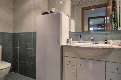 Apartment for sale Valencia, Spain 2 bedrooms, 81 sq.m. No. 133561 - photo 9