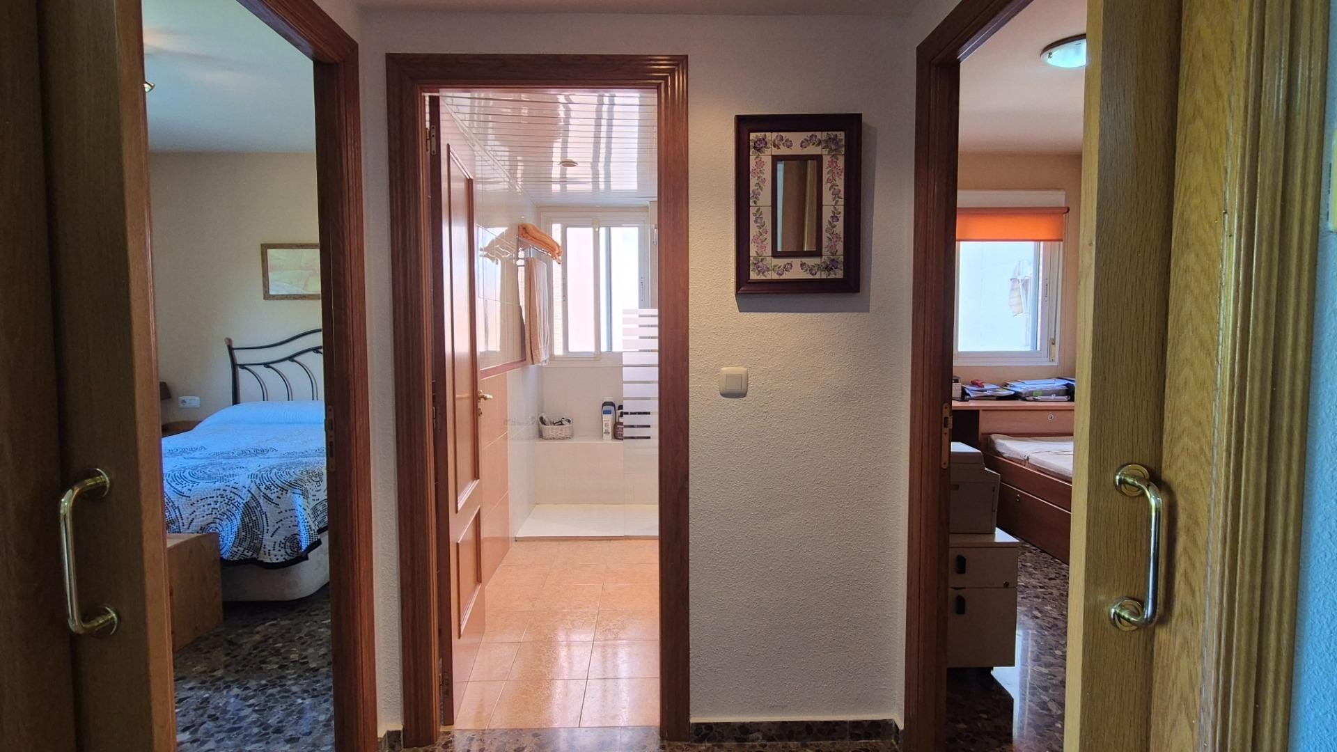 Apartamento en Valencia, València, España 2 dormitorios, 81 m2 No. 133561