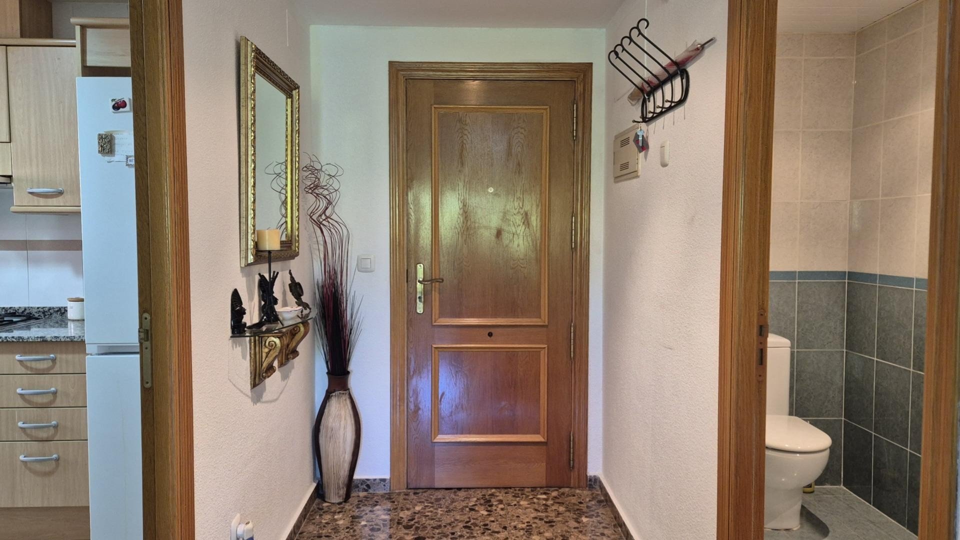 Apartamento en Valencia, València, España 2 dormitorios, 81 m2 No. 133561