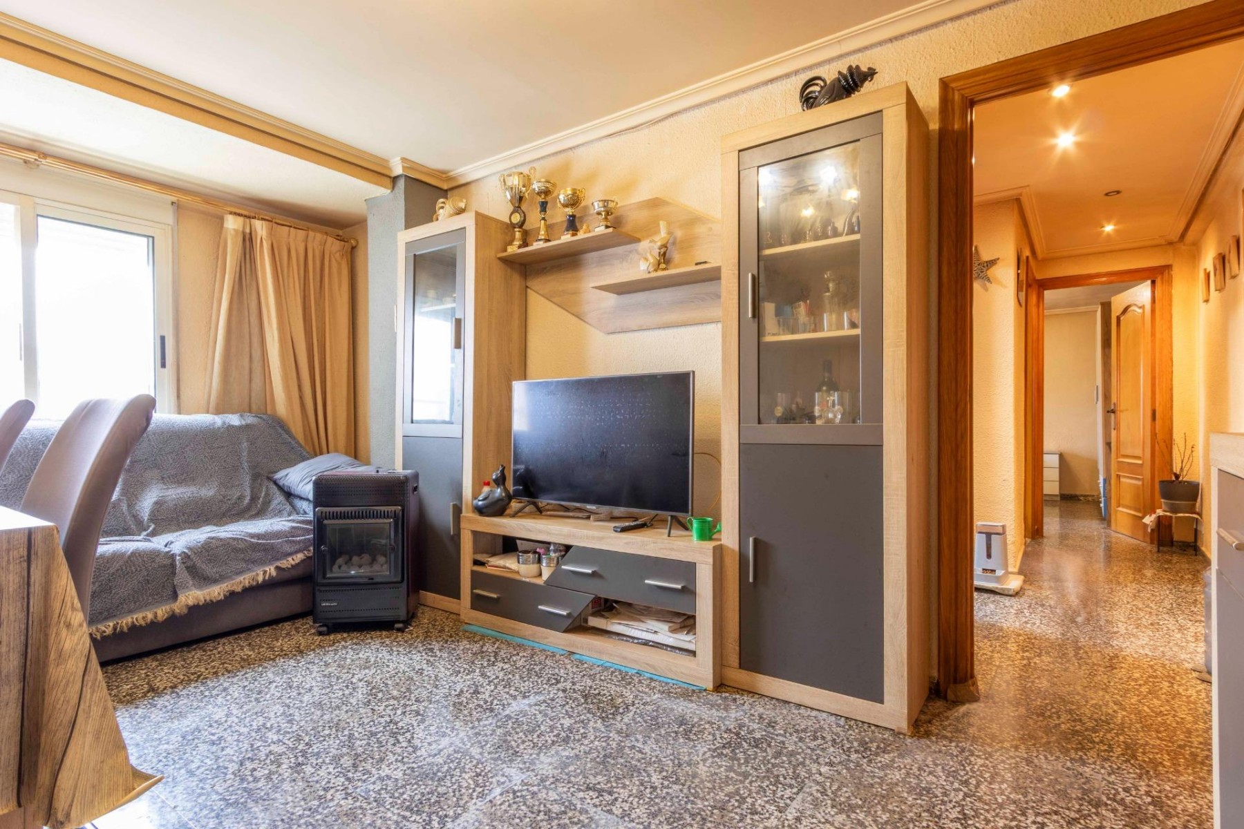 Apartment in Valencia, Spain 3 bedrooms, 72 sq.m. No. 133560