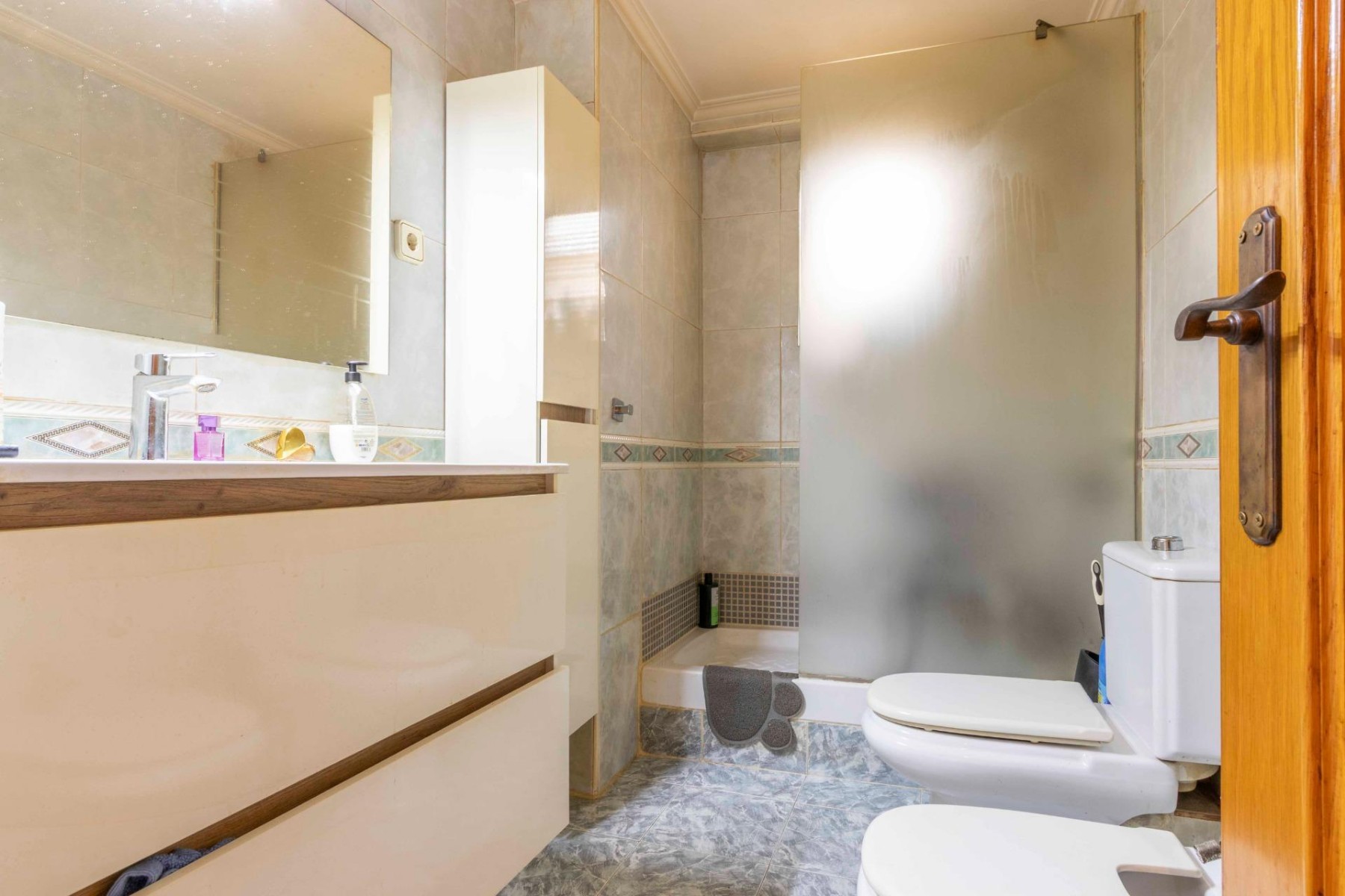 Apartment in Valencia, Spain 3 bedrooms, 72 sq.m. No. 133560