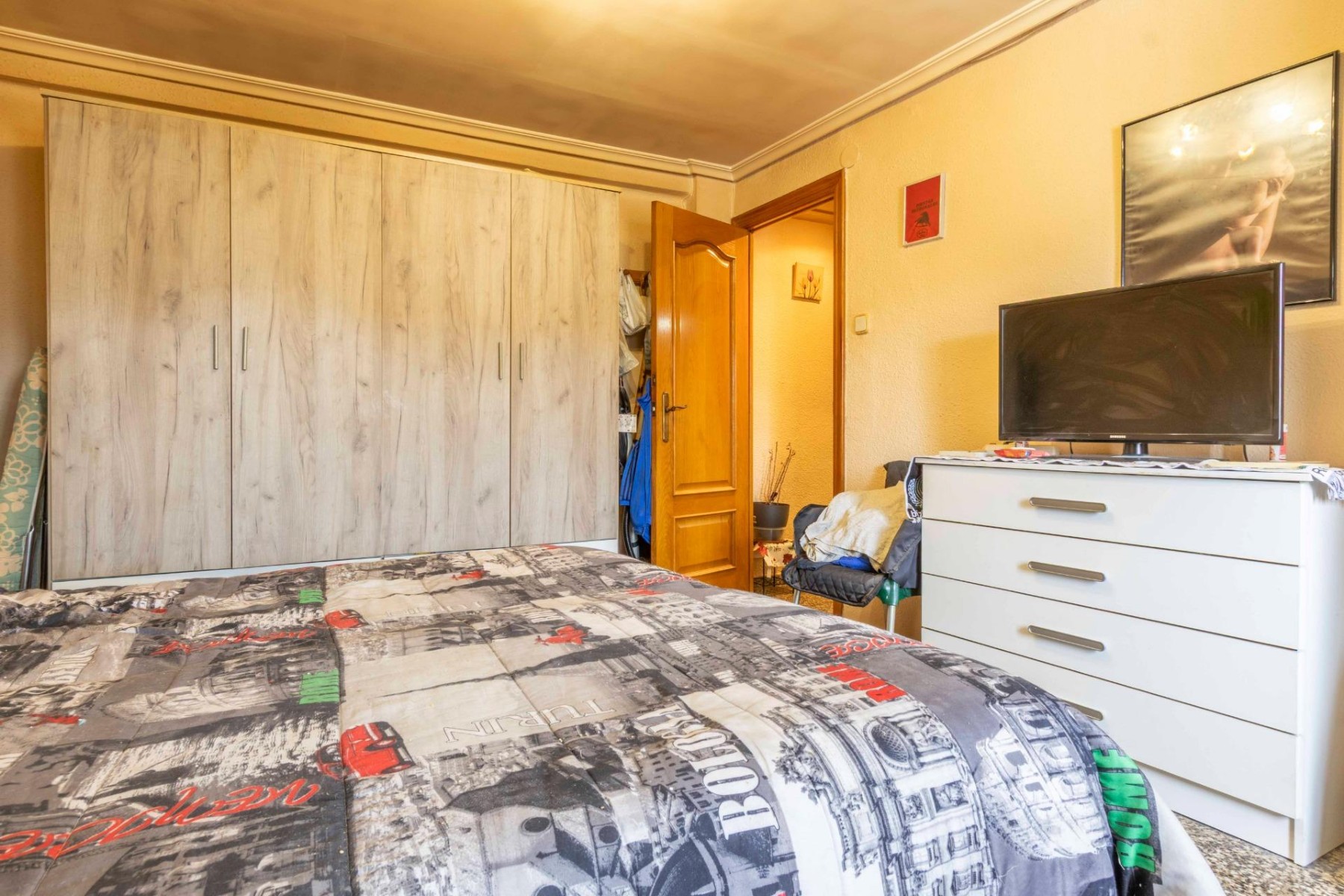 Apartment in Valencia, Spain 3 bedrooms, 72 sq.m. No. 133560