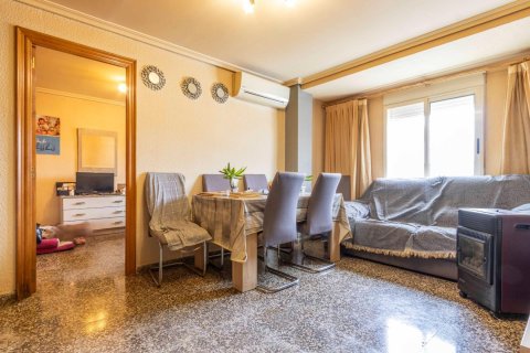 Apartamento en venta Valencia, València, España 3 dormitorios, 72 m2 No. 133560 - foto 3