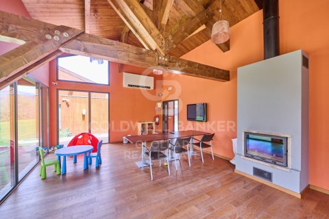 Apartment à louer en Espagne, 2 chambres, 70 m2 No. 179224 - photo 21