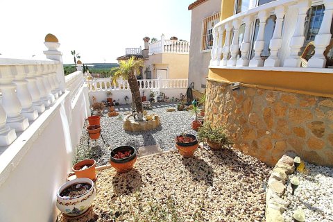 Продажа виллы в Сан-Мигель-де-Салинас, Аликанте, Испания 3 спальни, 90м2 №196438 - фото 28