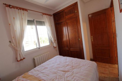Продажа виллы в Сан-Мигель-де-Салинас, Аликанте, Испания 3 спальни, 90м2 №196438 - фото 20