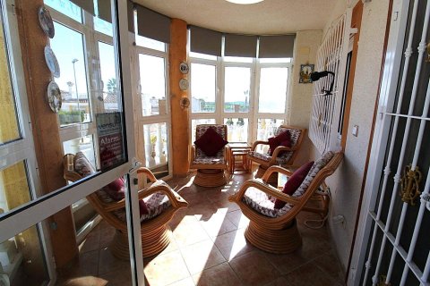 Продажа виллы в Сан-Мигель-де-Салинас, Аликанте, Испания 3 спальни, 90м2 №196438 - фото 6