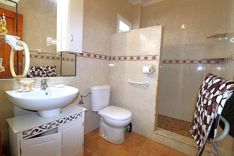 Продажа виллы в Сан-Мигель-де-Салинас, Аликанте, Испания 3 спальни, 90м2 №196438 - фото 24