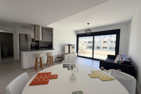 Apartamento en venta en Alicante, España 2 dormitorios, 93 m2 No. 196439 - foto 3