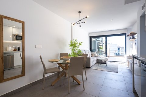 Apartamento en venta en Alicante, España 2 dormitorios, 62 m2 No. 196436 - foto 4