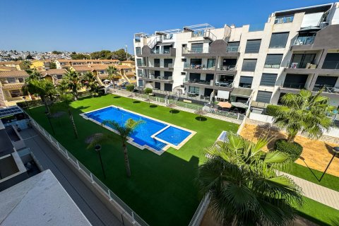 Apartamento en venta en Alicante, España 2 dormitorios, 62 m2 No. 196436 - foto 1
